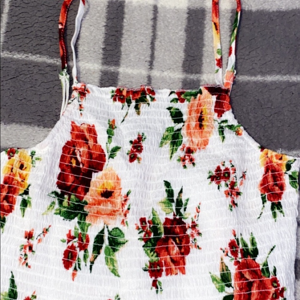 Cute rue 21 tank crop